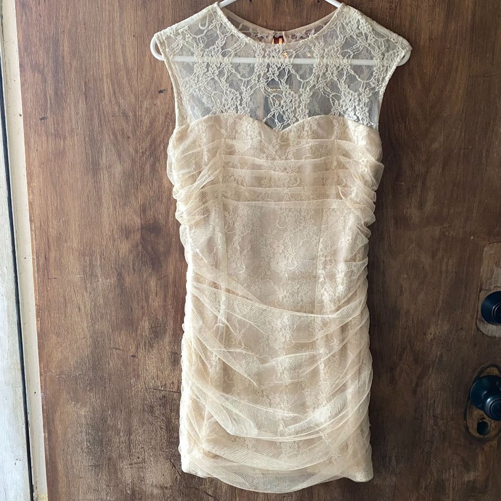 EN CREME Ruched LACE DRESS S - Picture 1 of 6